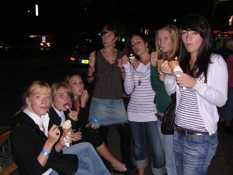 Die Koolsten der Koolsten beim Eisessen